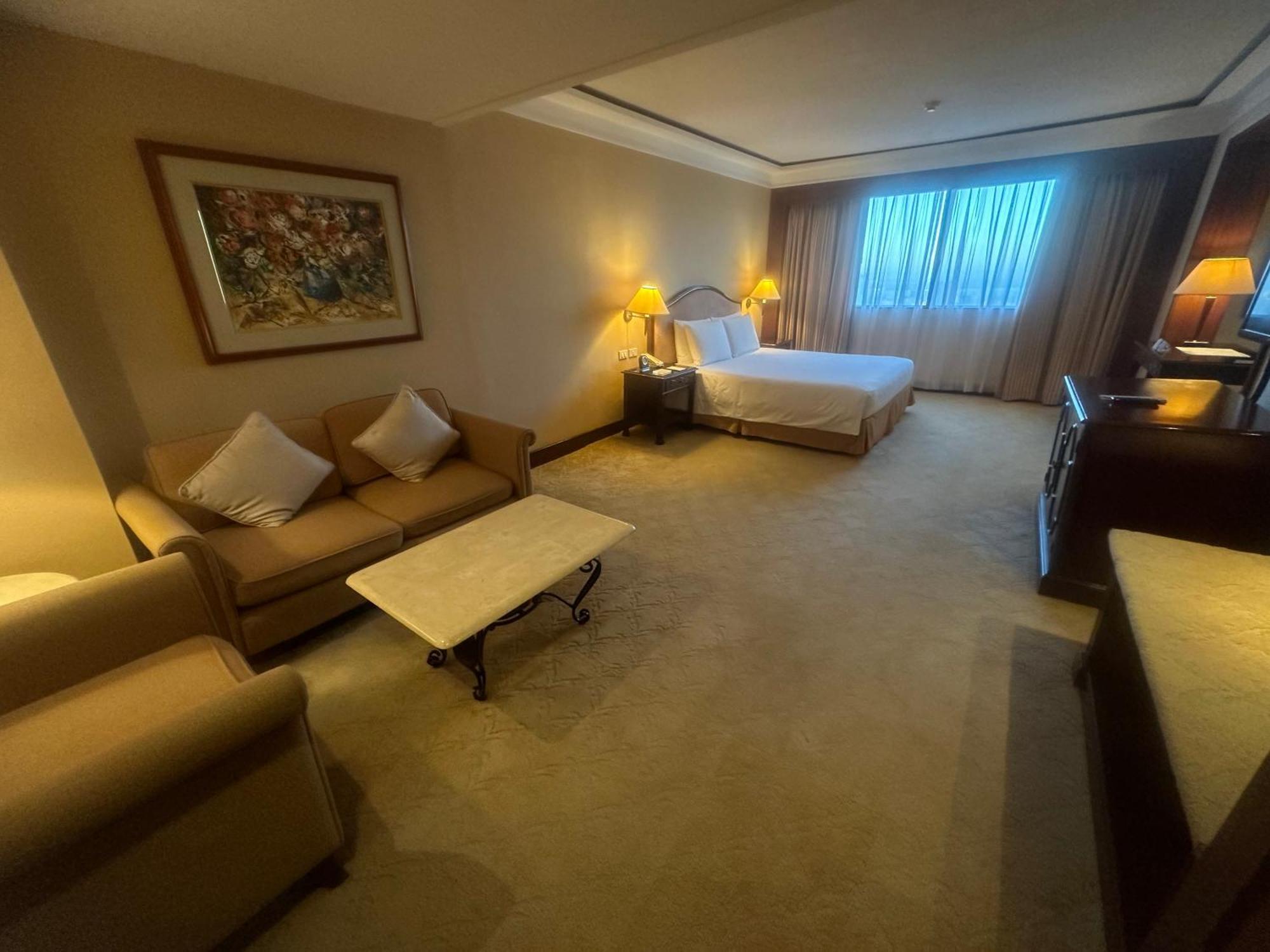 Marco Polo Plaza Cebu Exterior foto A suite at the hotel